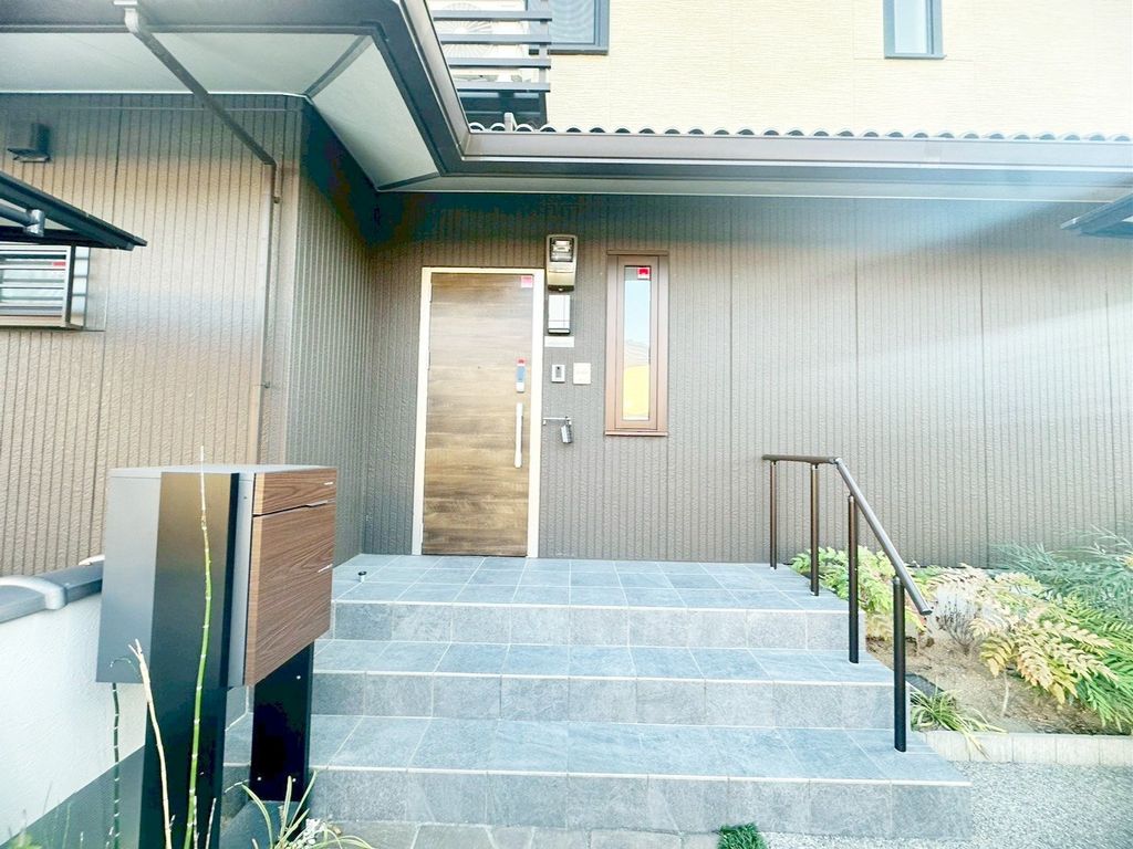 エントランス　エントランス