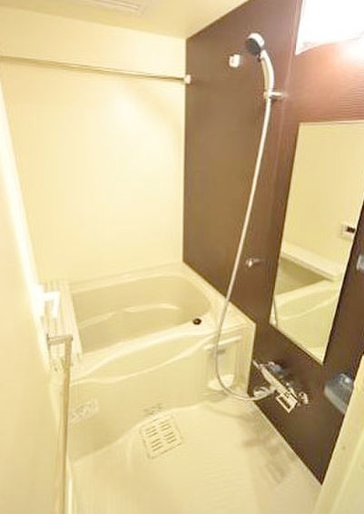 バス・シャワールーム　★浴室乾燥機付きバスルーム★