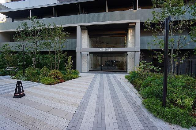 エントランス　エントランス