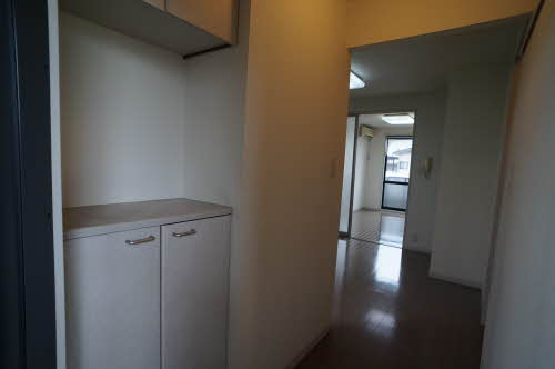 玄関　シューズボックス