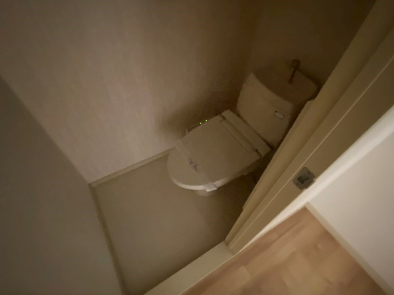 トイレ　別部屋参考写真