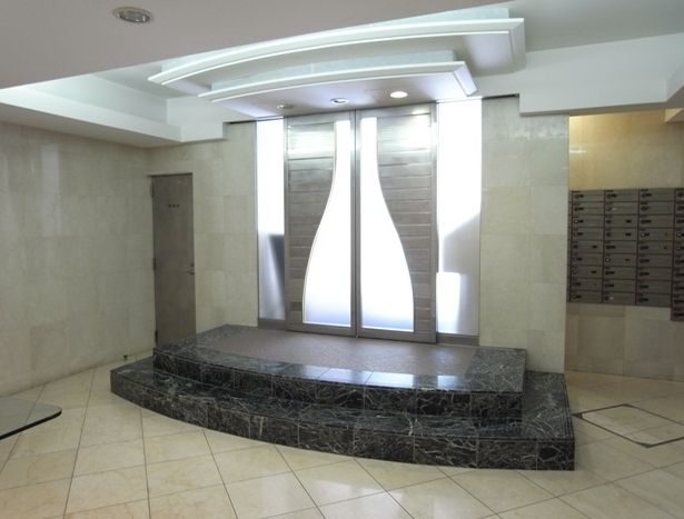 エントランス　パレステュディオ目白