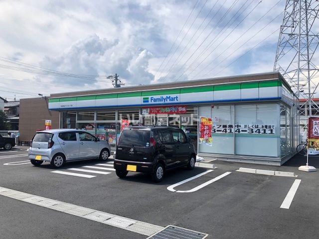 コンビニ　ファミリーマート 浜松初生テクノロード店（コンビニ）まで578m
