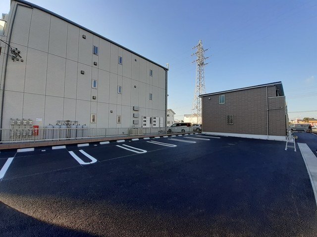 駐車場　車をお持ちの方に嬉しい駐車場付きの物件です