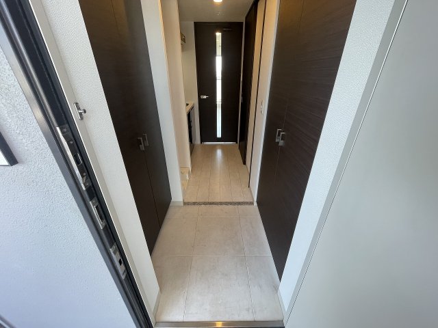 玄関　モデル写真