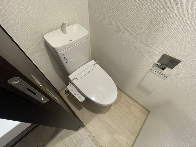 トイレ　モデル写真