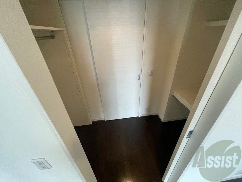 収納　ウォークインクローゼットでお部屋がすっきり片付きますよ！