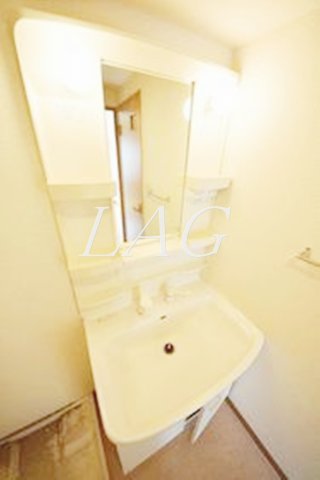 洗面設備　独立洗面台です。