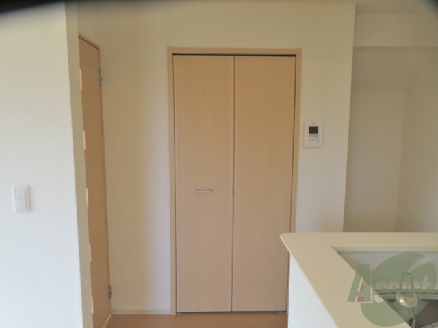 収納　クローゼットです。さて、何を入れますか？イメージしてみて。