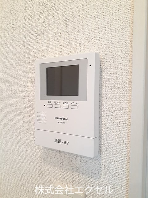 セキュリティ　モニター付きインターホンです。