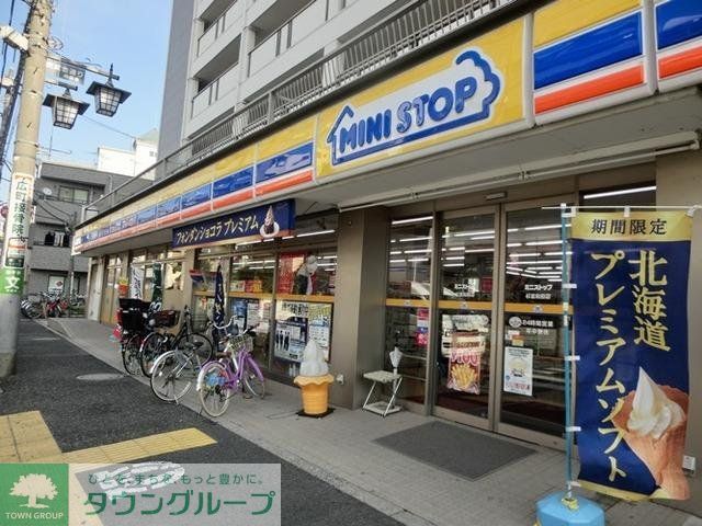 コンビニ　ミニストップ（コンビニ）まで108m