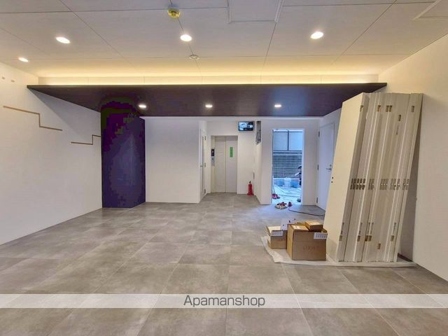 ロビー　ロビー