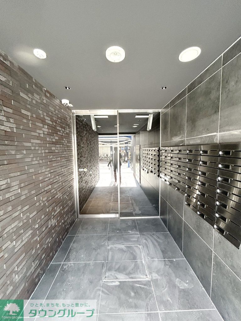 エントランス　エントランス