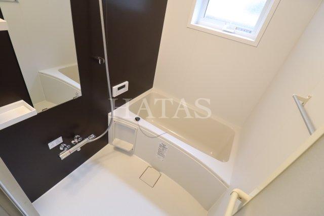 バス・シャワールーム　同物件別部屋です