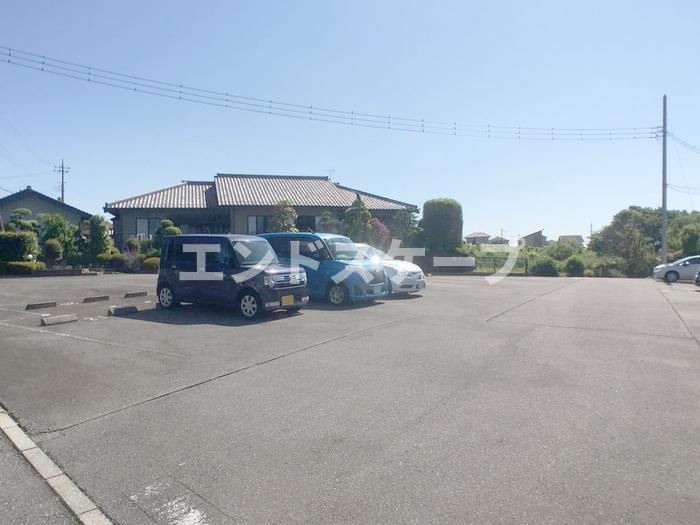 駐車場　高崎、前橋エリアのお部屋探しはエンドスケープまで！お客様の理