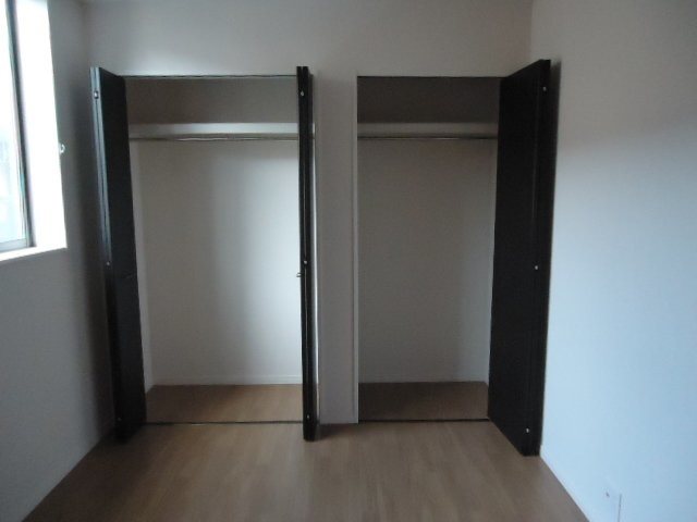 収納　各洋室収納あり