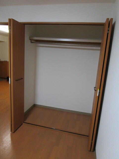 収納　※写真は別室です