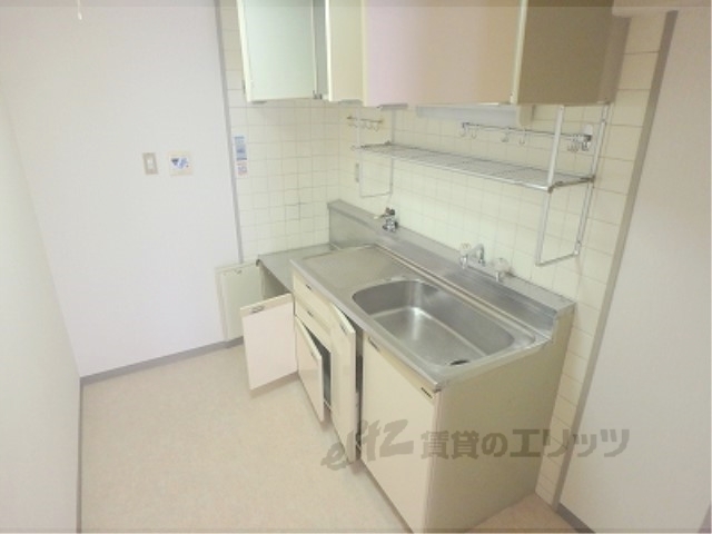 キッチン　物干し竿取付け可能