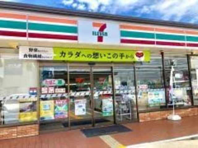 コンビニ　セブンイレブン　加古川平岡辻ヶ内店（コンビニ）まで1057m