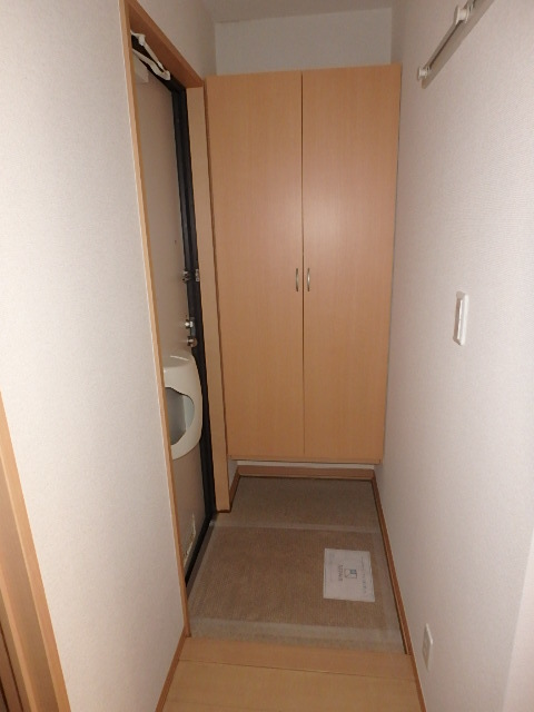 玄関　シューズボックス付