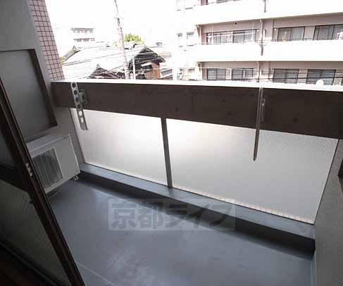 バルコニー　ベランダの幅あります。