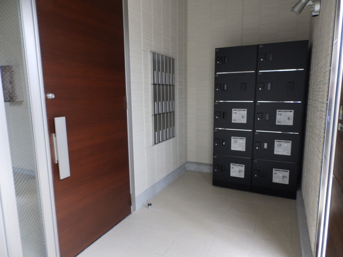 エントランス　エントランス　宅配ボックス