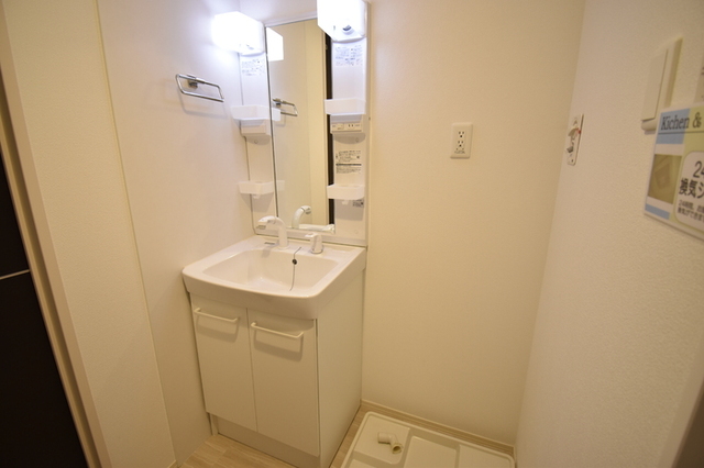 洗面設備　１０３・洗面所