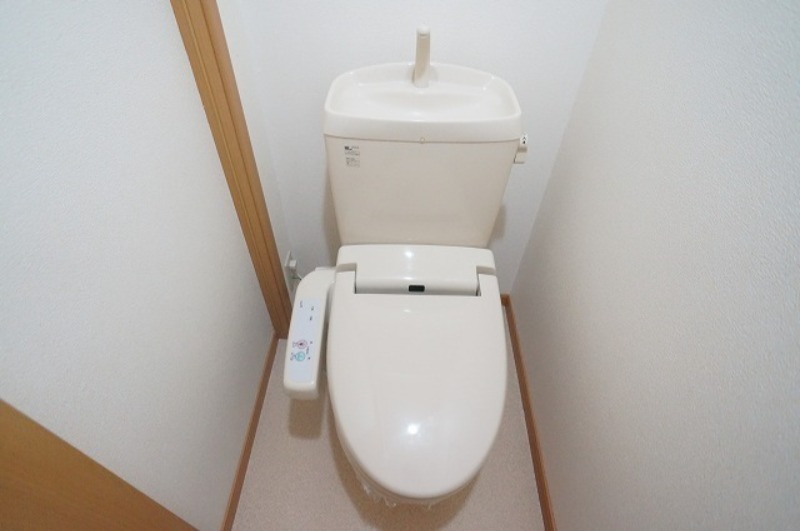 トイレ　図面と現状に相違がある場合には現状を優先．．．