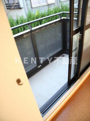 バルコニー　バルコニーがあります