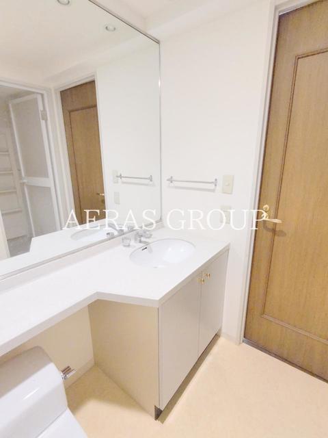 洗面設備　同仕様