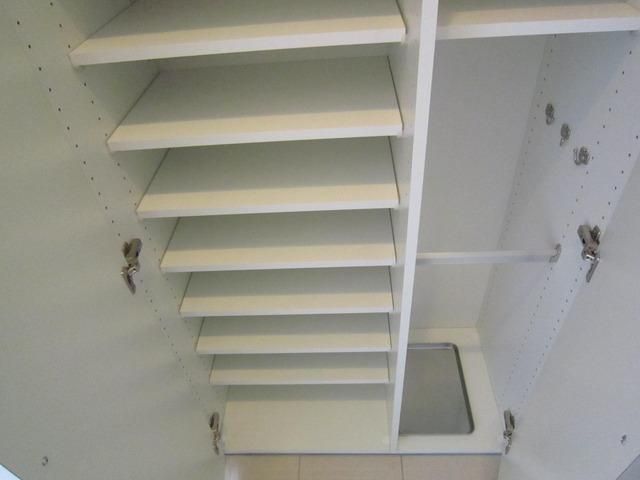 その他設備　シューズインクローク