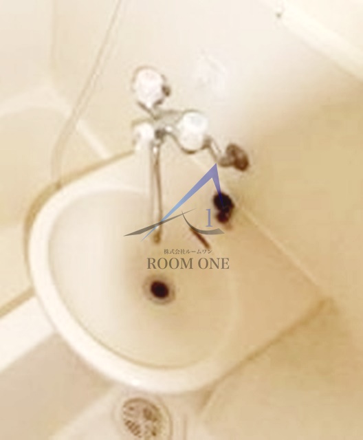 洗面設備　洗面台です。