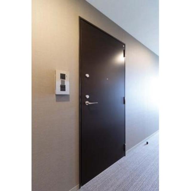 玄関　※写真は同タイプ住戸です。