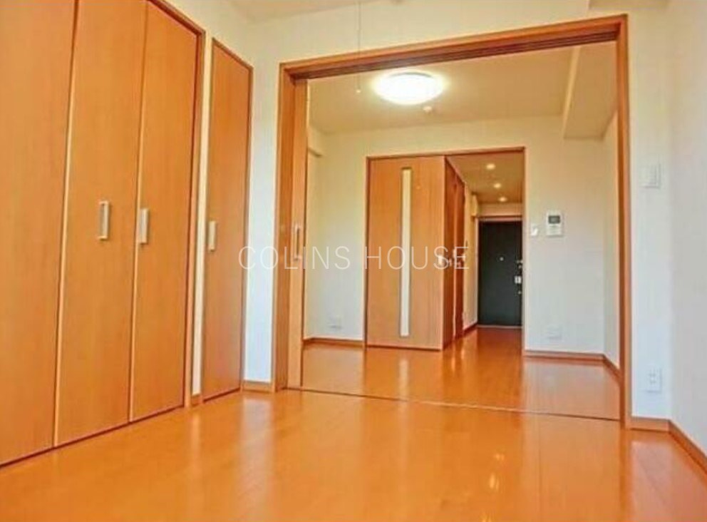 居室・リビング　反転タイプ画像