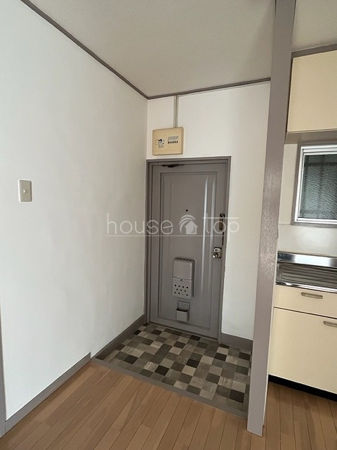 玄関　◆実際のお部屋の写真です♪