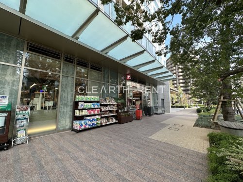 スーパー　リンコス白金ザ・スカイ店（スーパー）まで591m