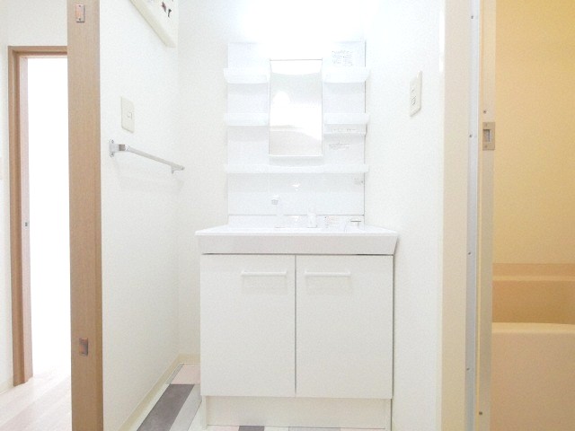 洗面設備　☆シャンドレ完備☆