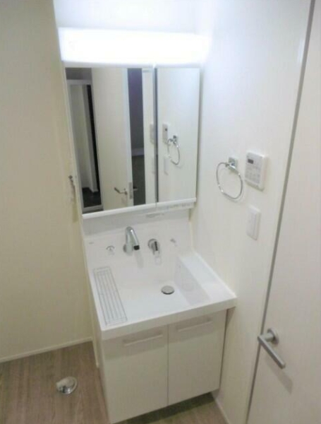 洗面設備　洗面所です