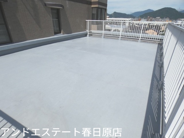 バルコニー　うれしいルーフバルコニー