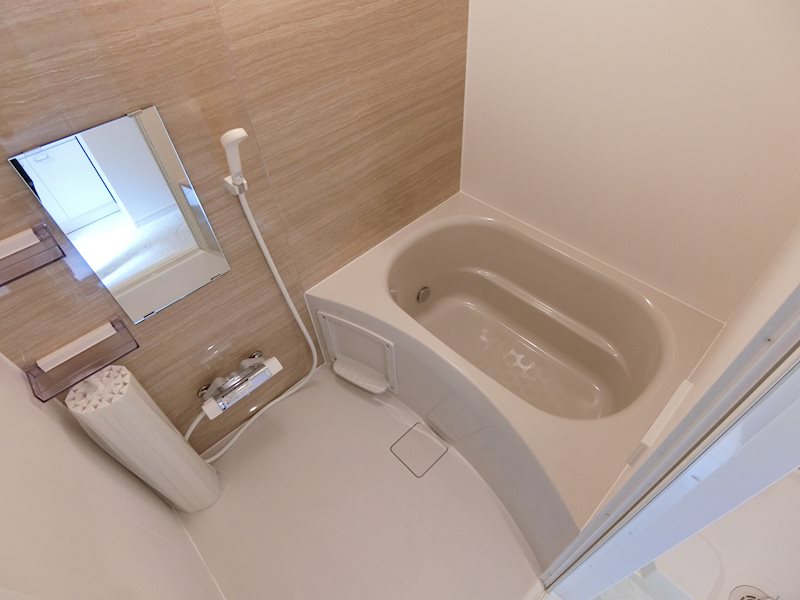 バス・シャワールーム　別号室の参考写真です。