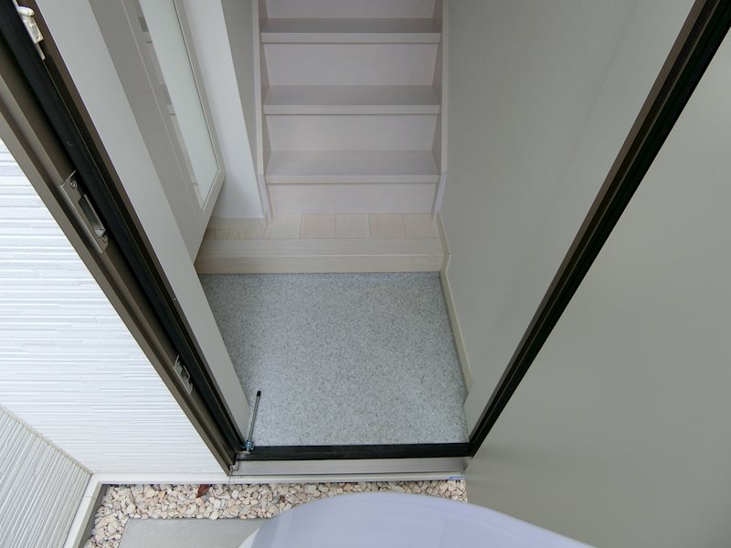 玄関　別号室の参考写真です。