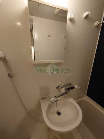 洗面設備　別室参考画像です（反転タイプ）