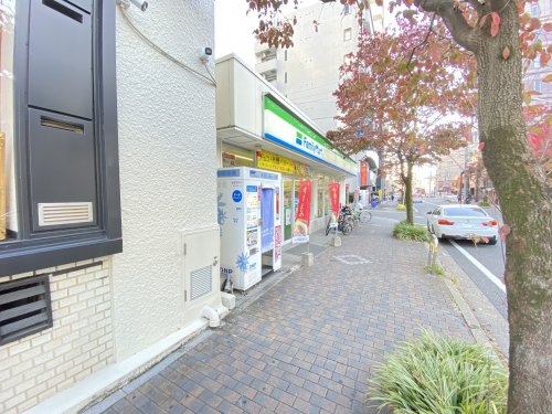 コンビニ　ファミリーマート 葵一丁目店（コンビニ）まで97m