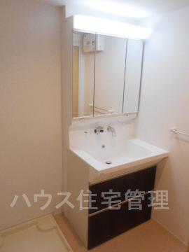 洗面設備　洗髪洗面化粧台