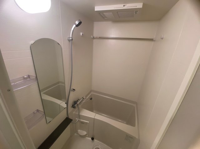 バス・シャワールーム　日々の疲れを癒すお風呂付です