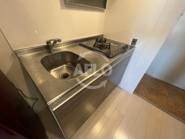 キッチン　Luxe新大阪IV　キッチン