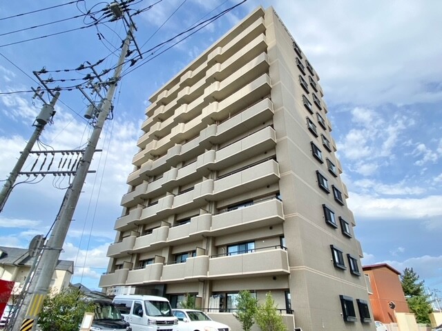 建物外観　仙台市太白区長町南「カーレヂ三浦・II」