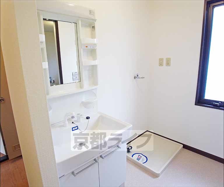 洗面設備　洗面所です