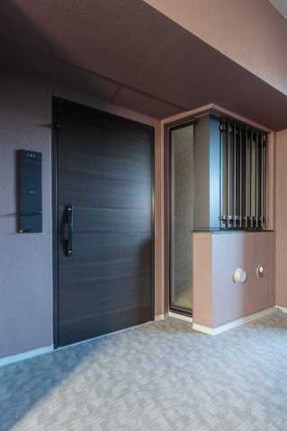 玄関　※写真は同タイプ住戸です。