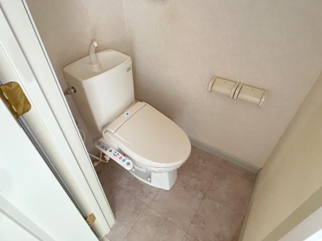 トイレ　シャワー付トイレ